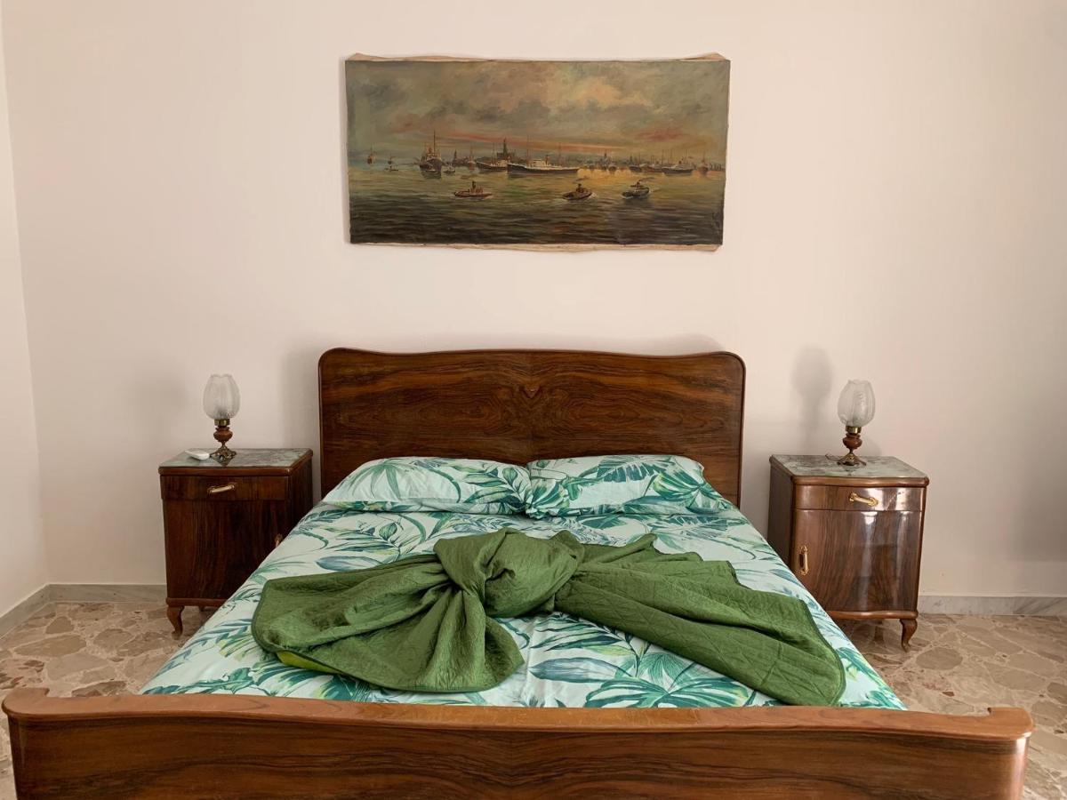 Fiori Catene Tra Le Torri Conversano Exteriér fotografie