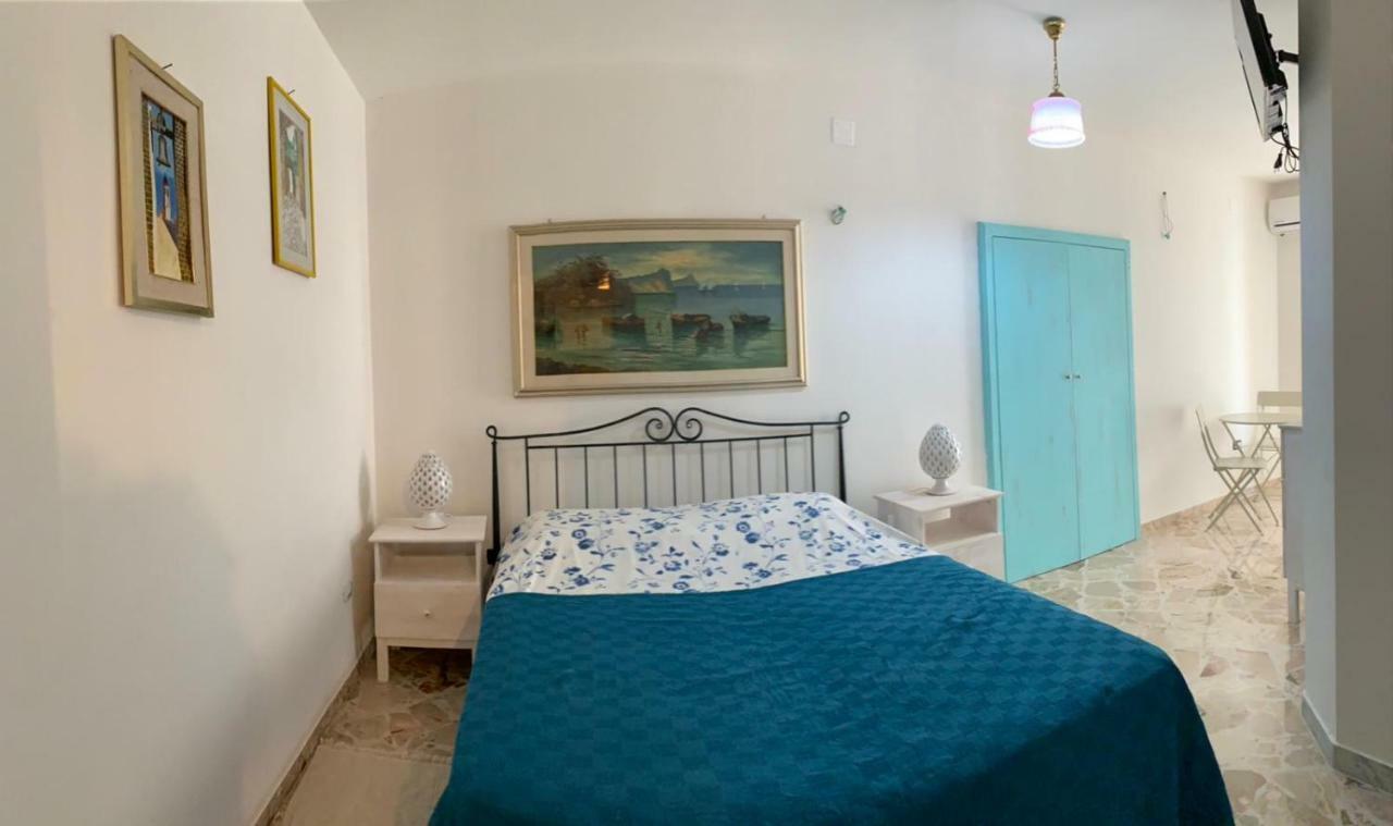 Fiori Catene Tra Le Torri Conversano Exteriér fotografie