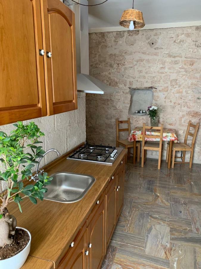 Fiori Catene Tra Le Torri Conversano Exteriér fotografie