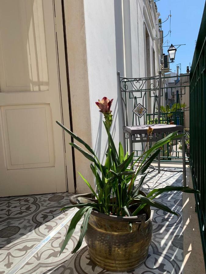 Fiori Catene Tra Le Torri Conversano Exteriér fotografie